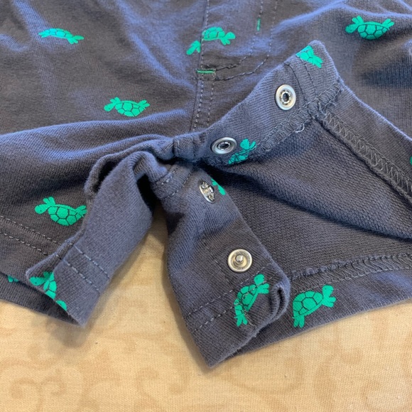 Three Pieces for Baby Boy - size 3-6 months🦀🐢🦈 - Picture 15 of 16